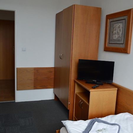 Hotel Peliny Chocen Экстерьер фото