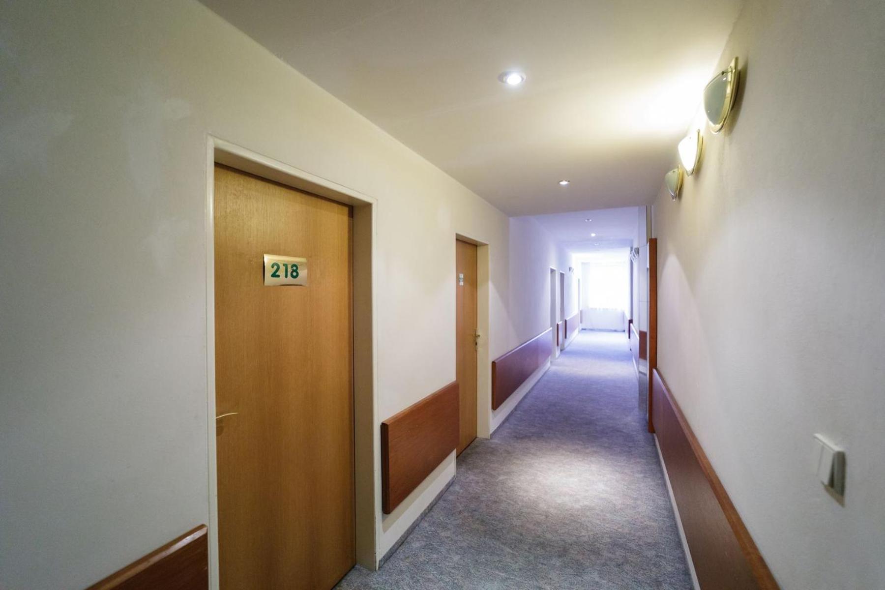 Hotel Peliny Chocen Экстерьер фото
